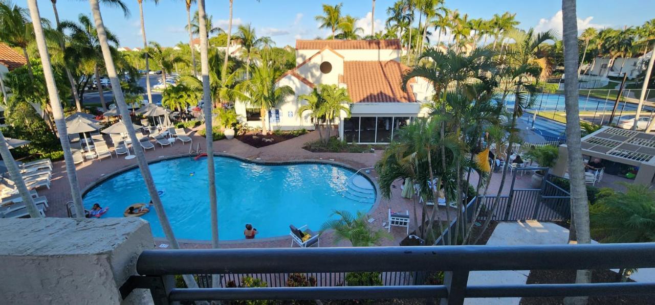 Dharma Home Suites Dania Beach At Sheridan Ocean Club Exterior photo